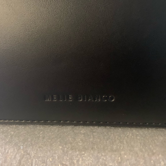 [Melie Bianco] Robin Black Shoulder Bag - Picture 3 of 8